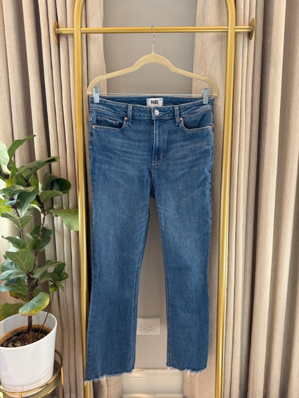 PAIGE Claudine cropped ankle jeans in medium blue wash